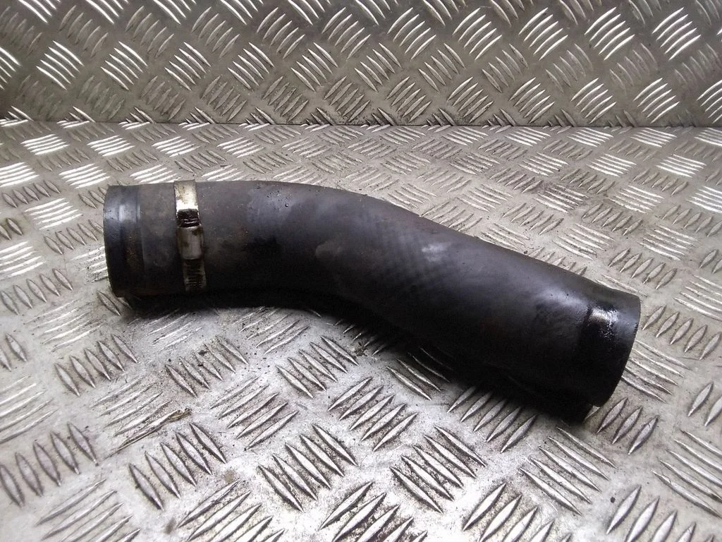 Intercooler hose/pipe – Toyota Avensis T250 (2003-2006)