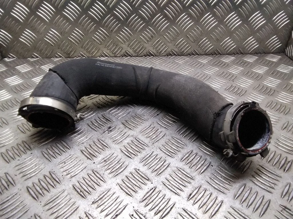 Vahejahuti voolik (-ud)/ toru (-d) – Audi A5 8T 8F (2007-2016)