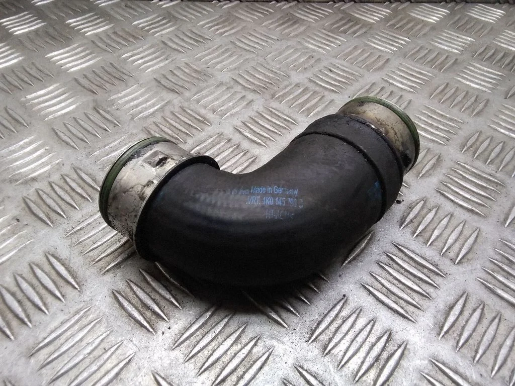 Intercooler hose/pipe – Volkswagen Passat B5.5 (2001-2005)