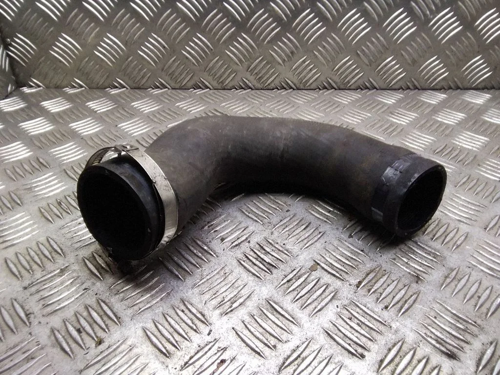 Vahejahuti voolik (-ud)/ toru (-d) – Skoda Octavia Mk2 (1Z) (2004-2013)