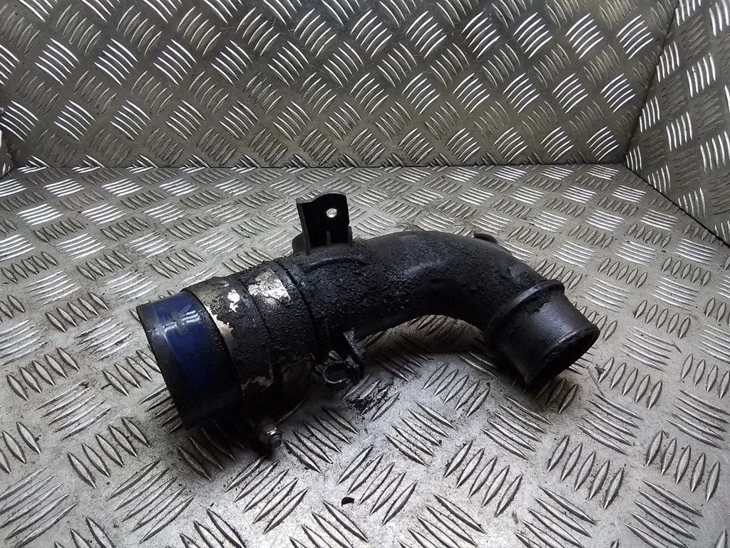 Wąż / rura intercoolera – Lexus IS 220D-250-350 (2006-2013)