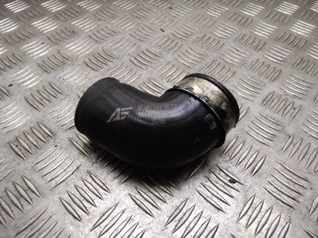 Vahejahuti voolik (-ud)/ toru (-d) – Volkswagen Sharan (2001-2010)