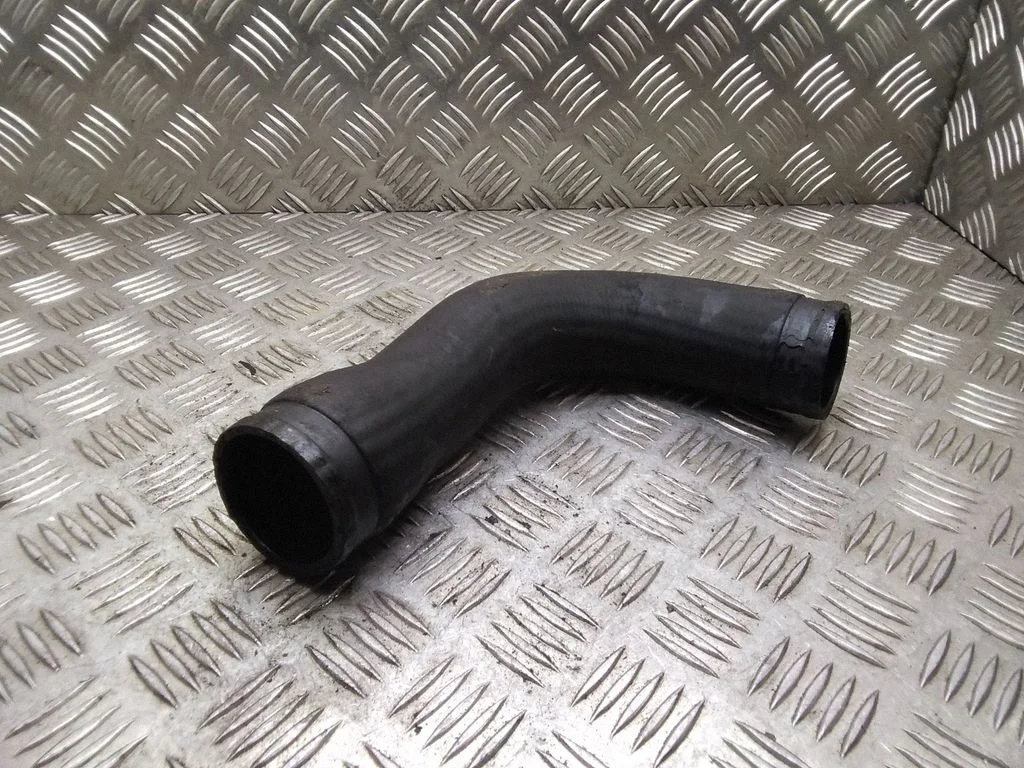 Wąż / rura intercoolera – Nissan Qashqai (2006-2010)