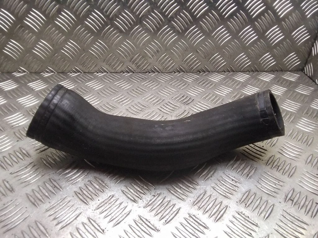 Intercooler hose/pipe – Volvo V70 (2000-2004)