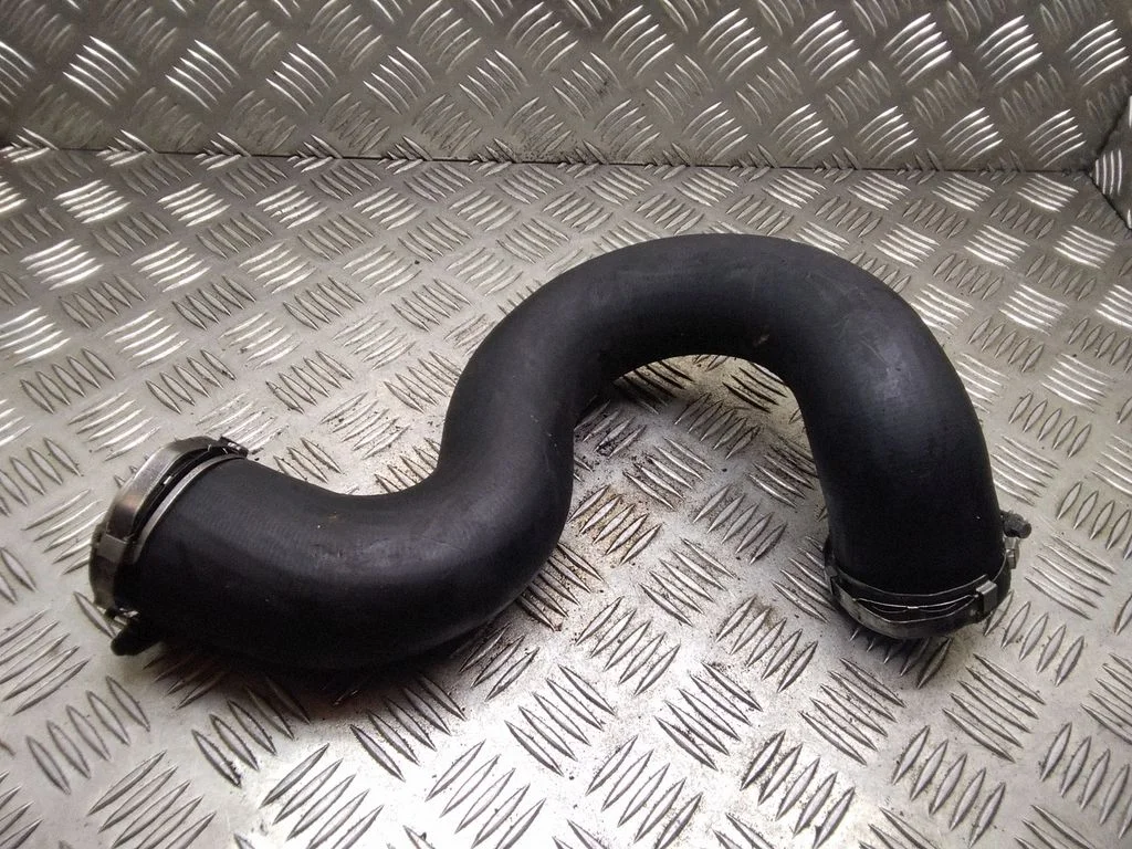 Intercooler hose/pipe – Citroen C4 I (2004-2010)