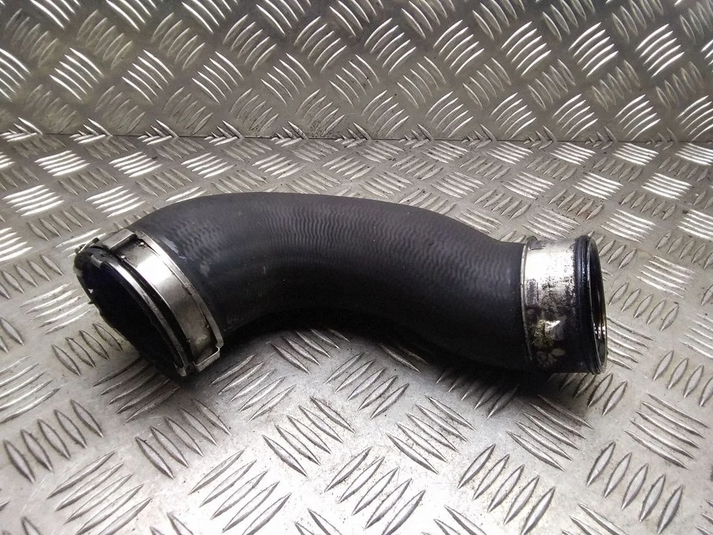 Vahejahuti voolik (-ud)/ toru (-d) – Volkswagen Transporter - Caravelle T5 (2003-2015)