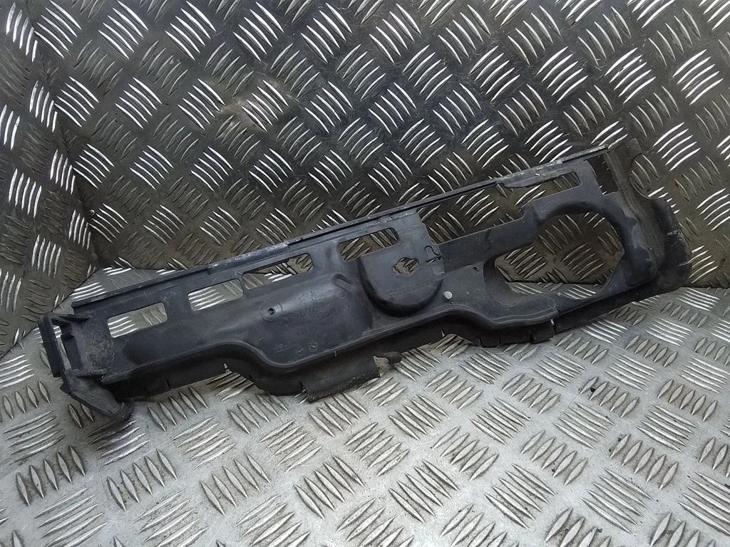 Intercooler air guide/duct channel – Volvo V60 (2013-2018)