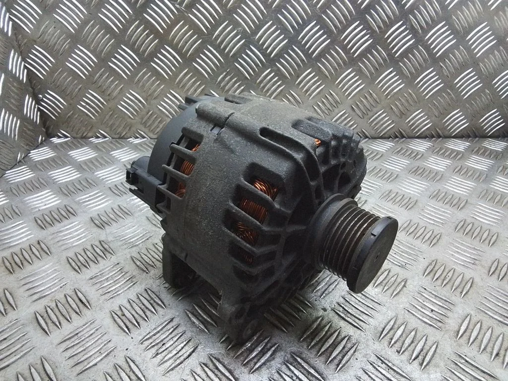 Generaator – Volkswagen Transporter - Caravelle T5 (2003-2015)