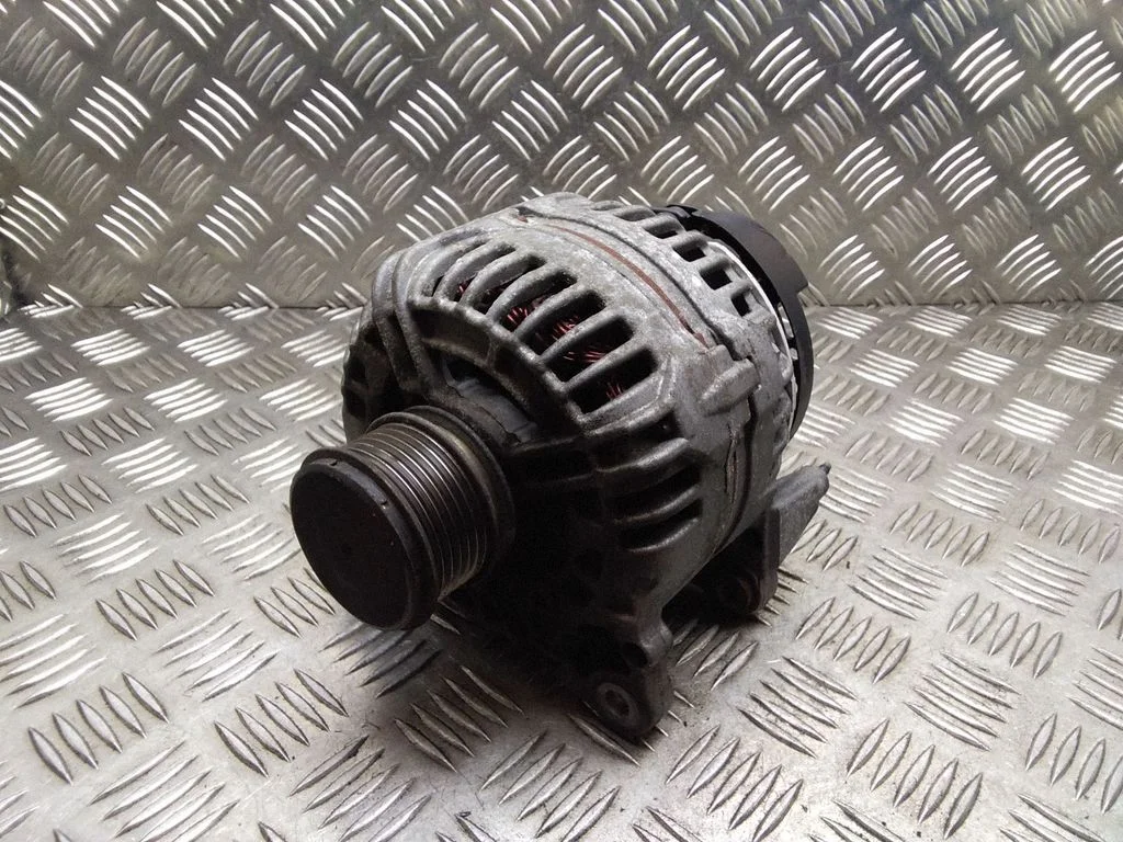 Generaator 06F903023F