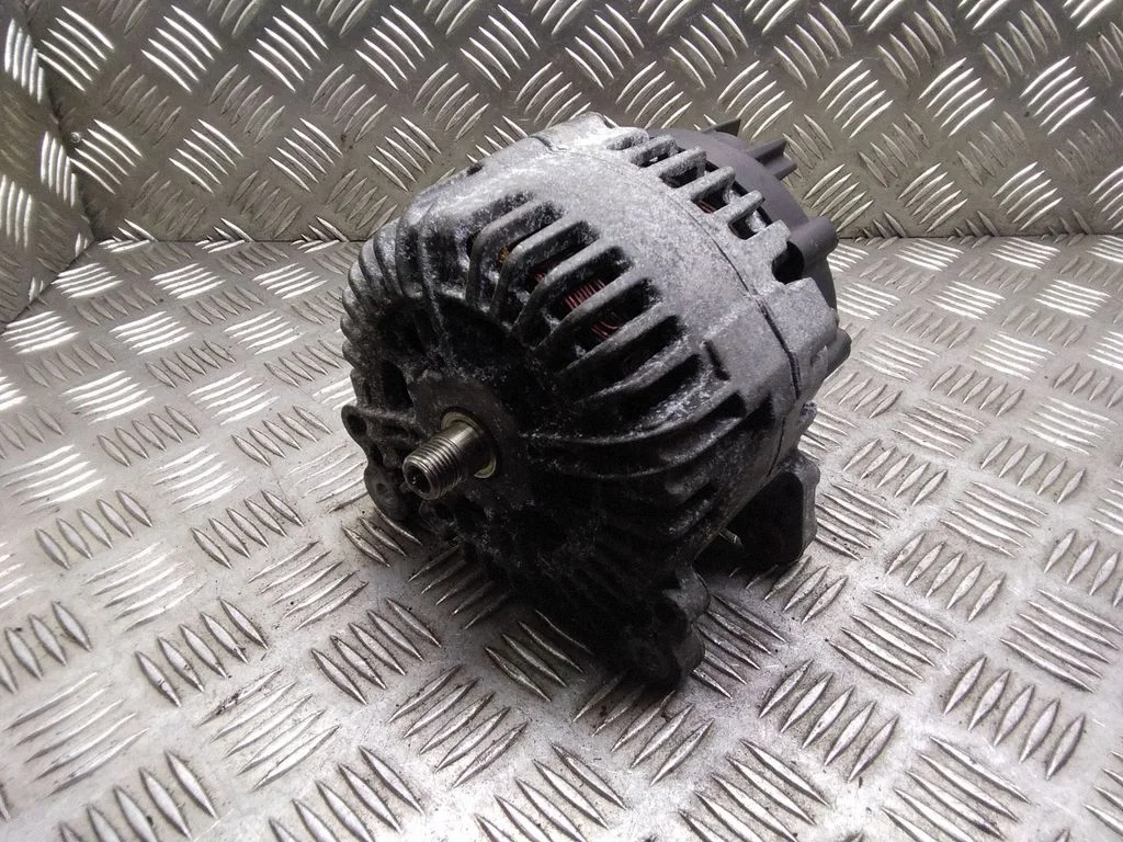 Ģenerators – Audi A4 S4 B6 8E 8H (2001-2005)