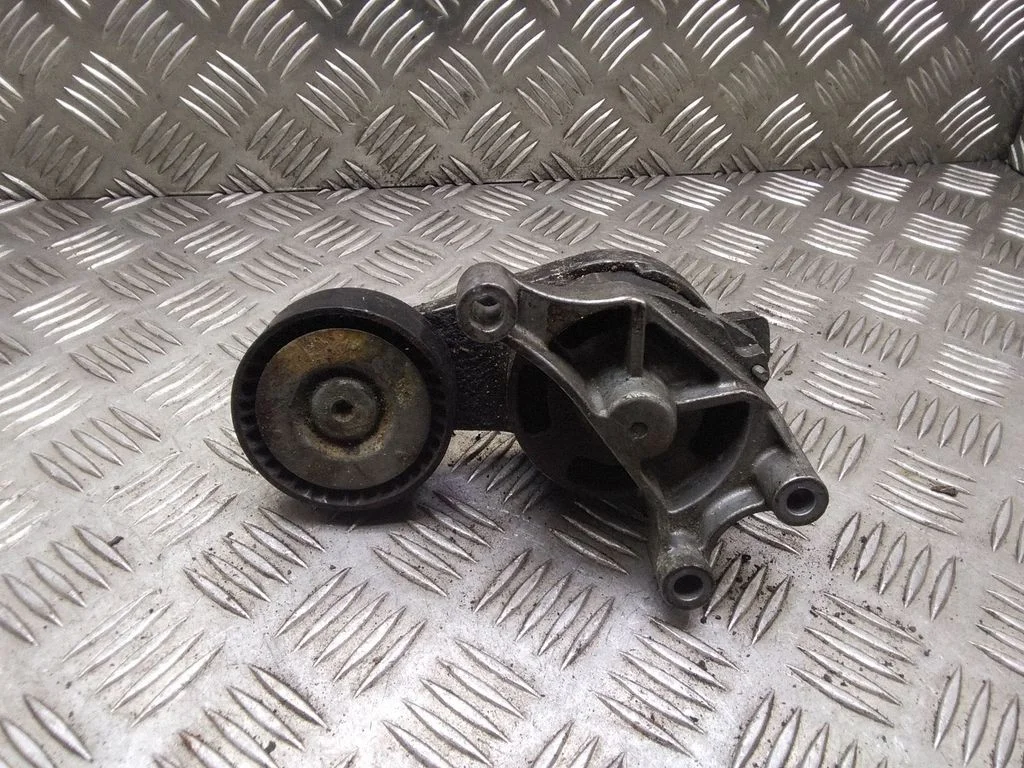 Napinacz paska – Audi A3 S3 8P (2003-2012)