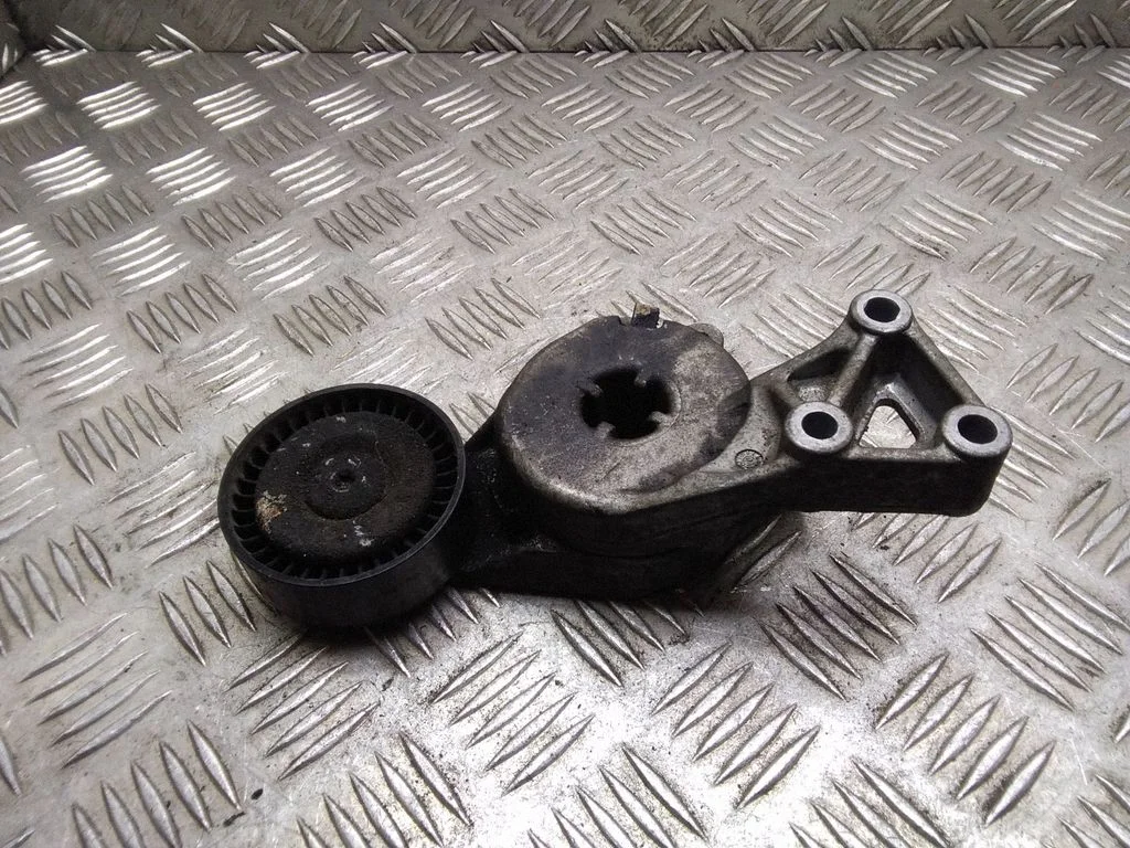 Napinacz paska – Volkswagen Golf Plus (2005-2013)