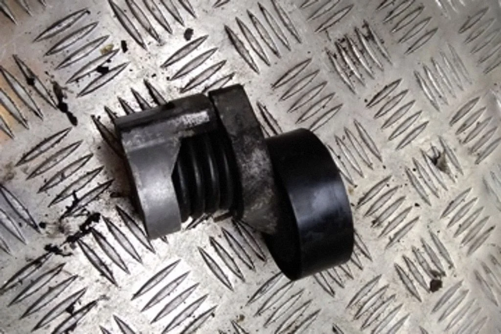 Napinacz paska – Volkswagen Golf IV (1998-2005)