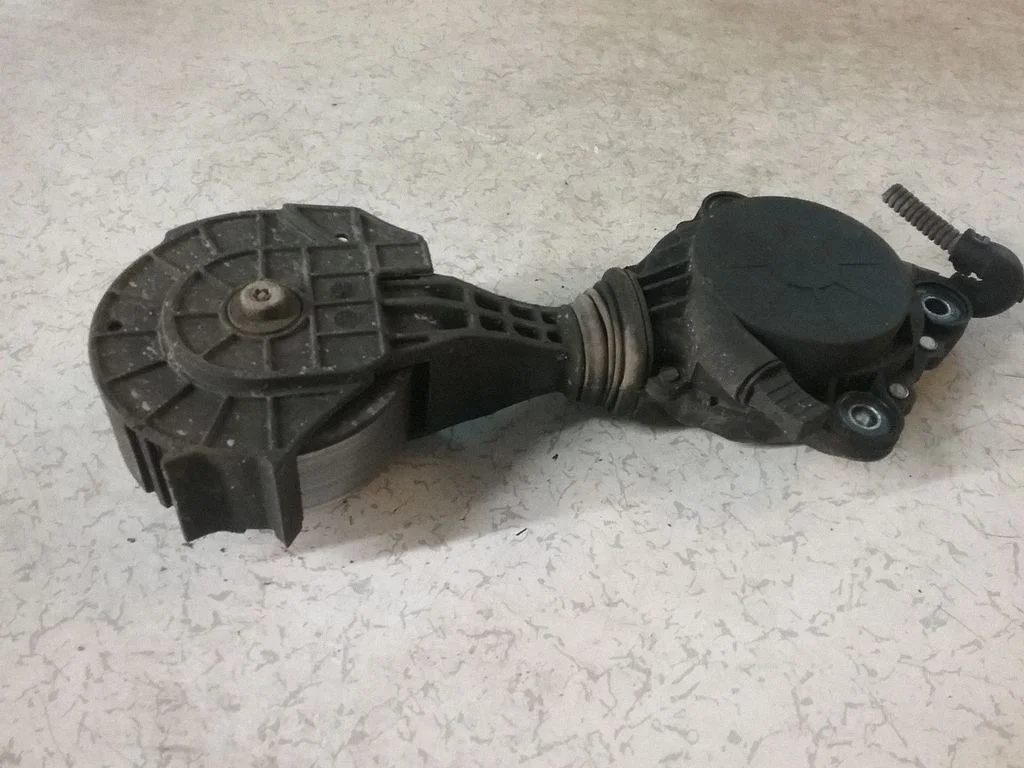 Generator/alternator belt tensioner – Mini One - Cooper Coupe R56 (2005-2014)