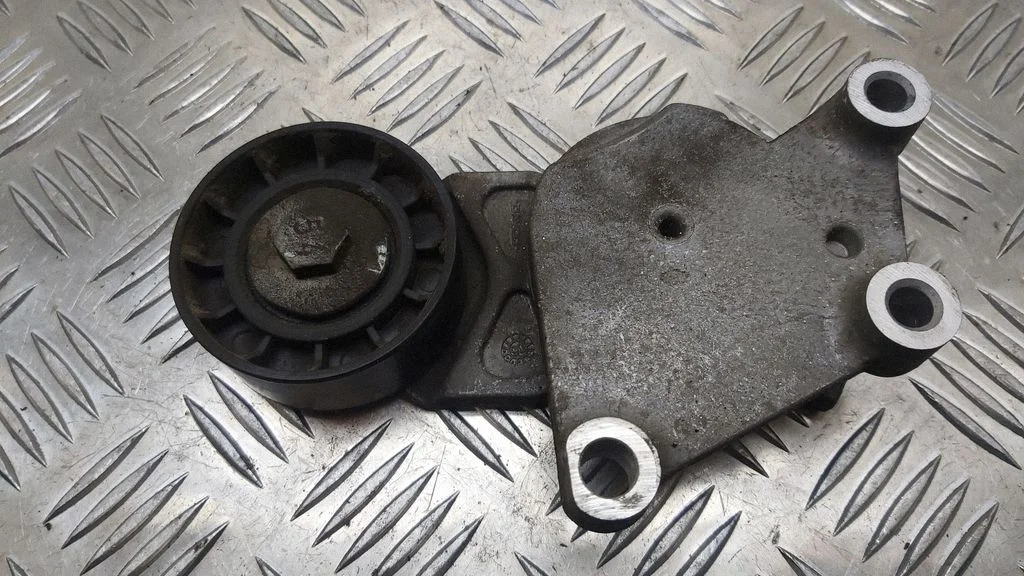 Generator/alternator belt tensioner – Ford Focus C-MAX (2003-2010)