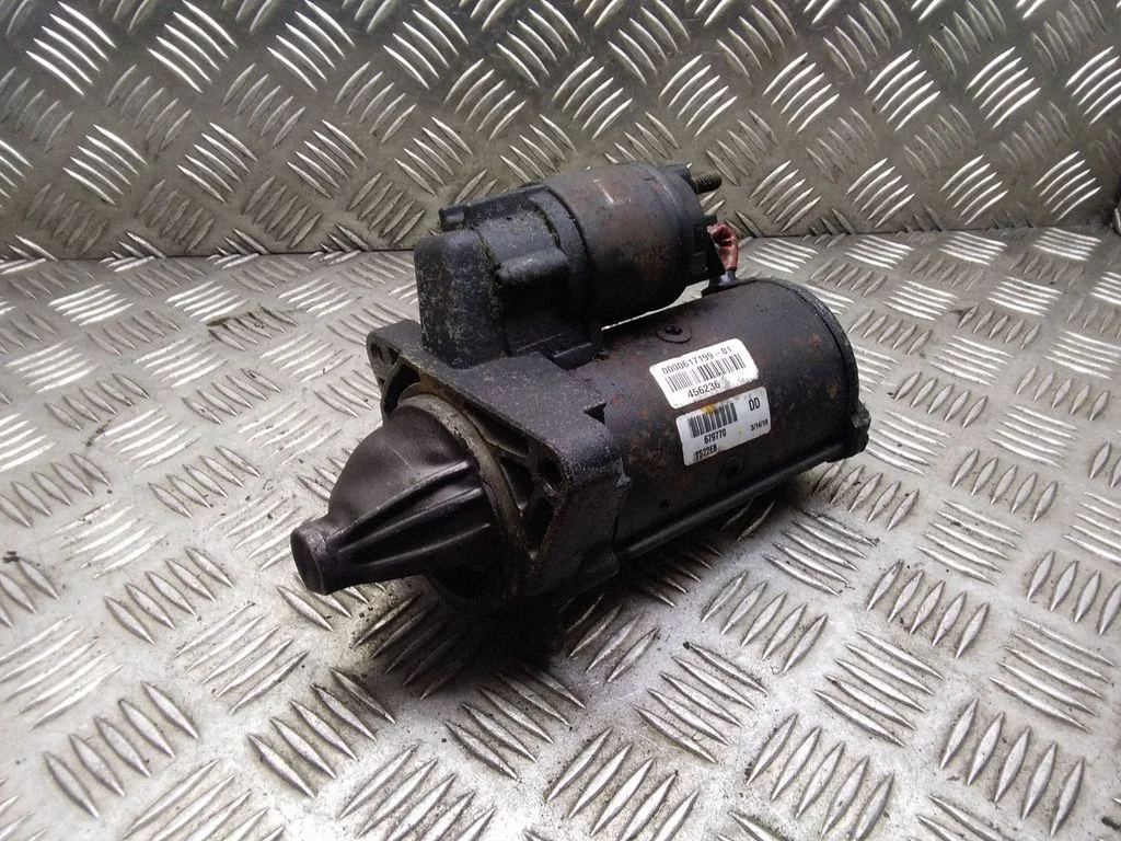 Starter – Renault Trafic II (X83) (2001-2014)
