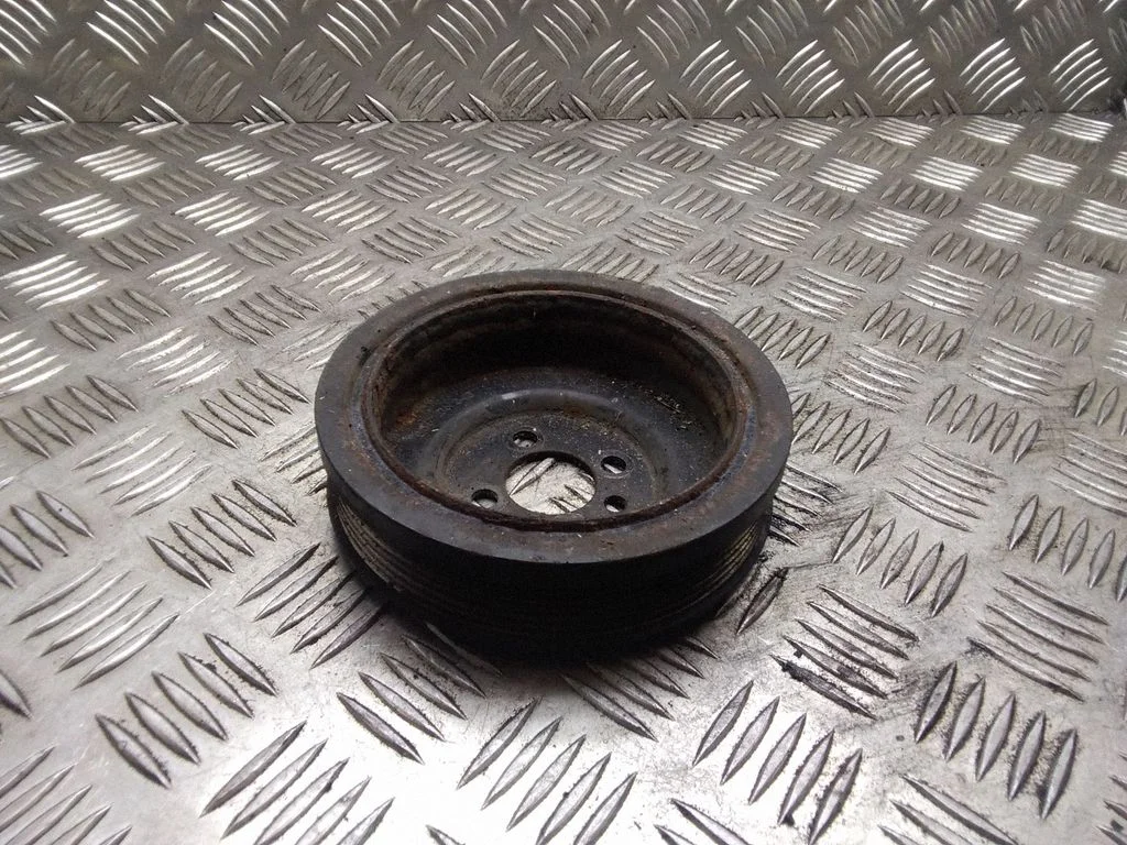 Crankshaft pulley – Volkswagen Passat B5.5 (2001-2005)