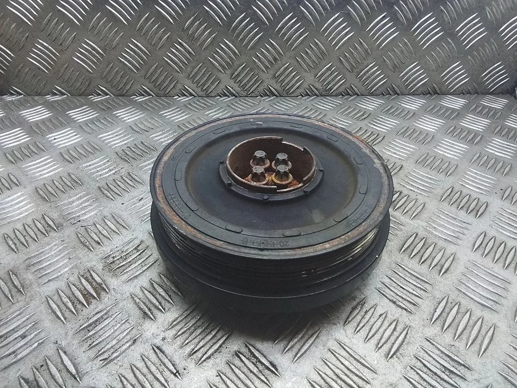 Crankshaft pulley – BMW 3 Series E90 E91 (2005-2012)