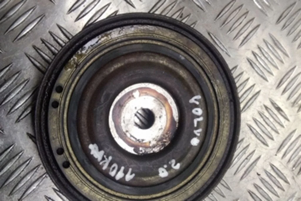 Crankshaft pulley – Volvo S40 (2004-2007)