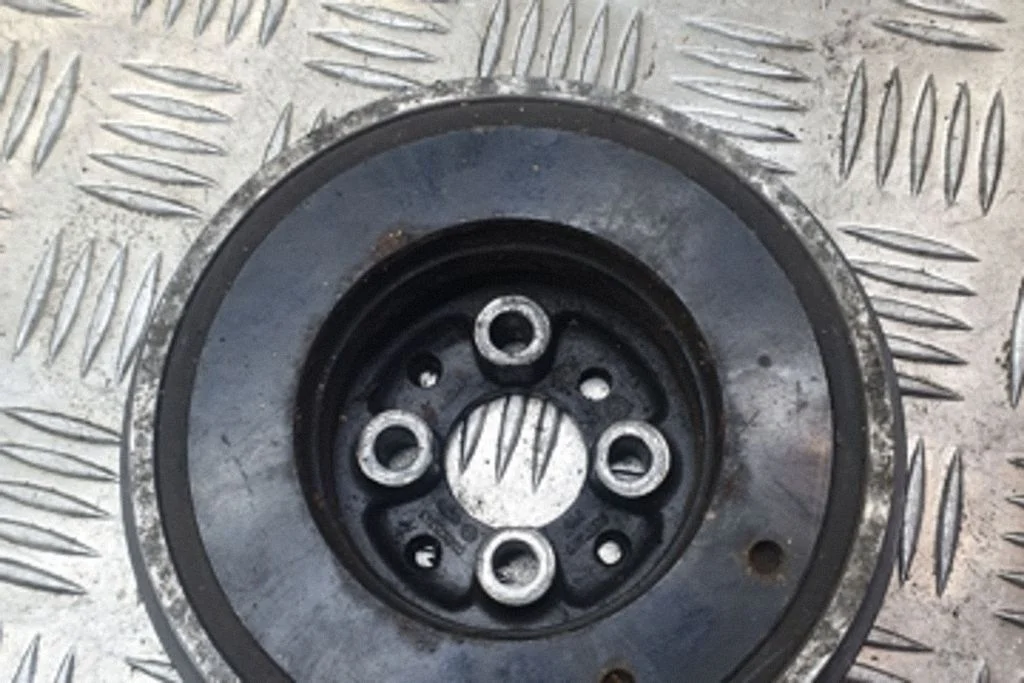 Crankshaft pulley – Ford Galaxy (2000-2006)