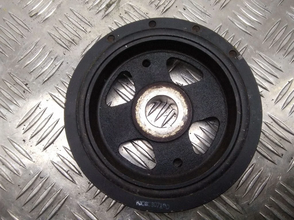 Väntvõlli rihmaratas – Toyota Prius (XW30) (2009-2015)