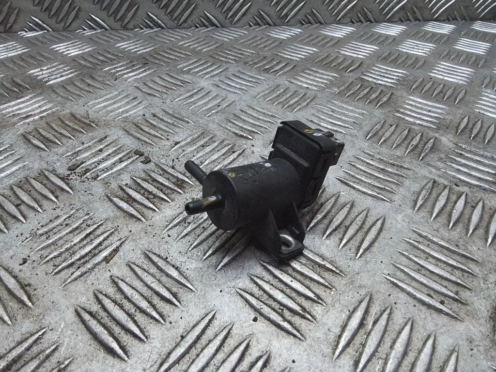 Turbo solenoīda vārsts – Nissan Navara D23 (2015-)