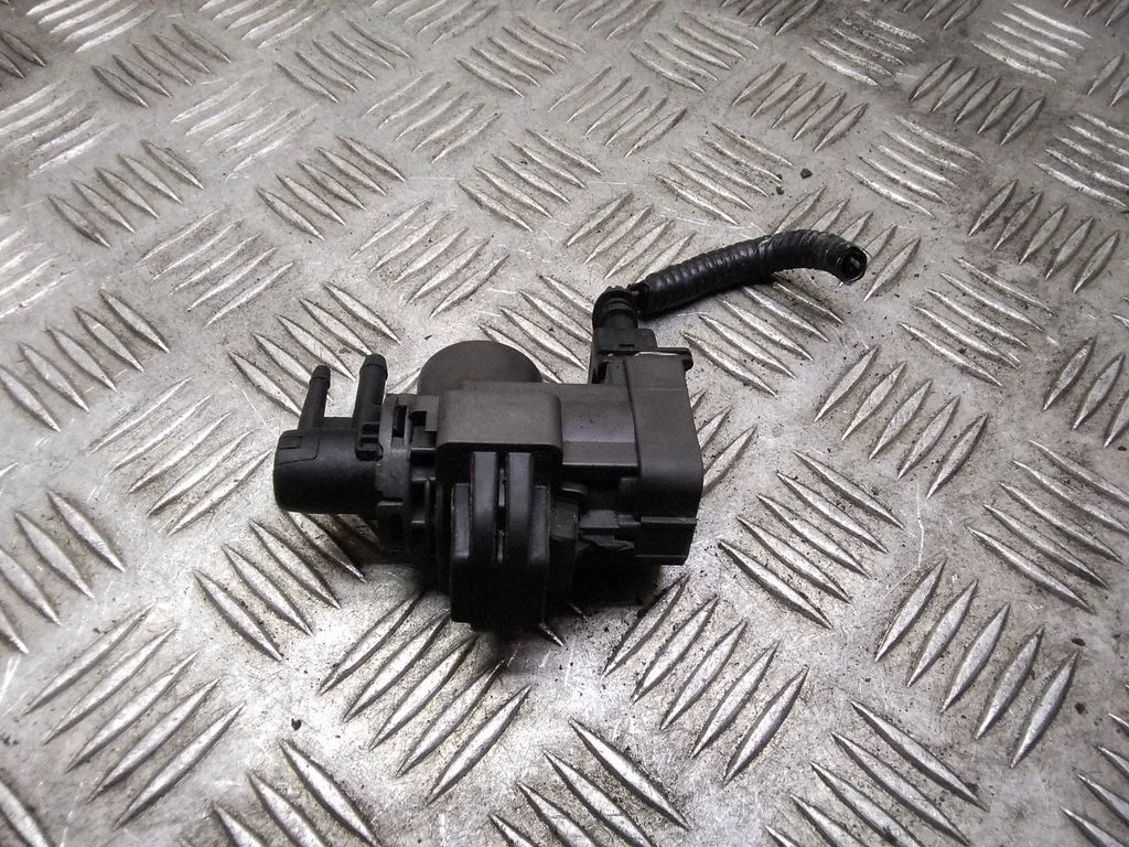 Solenoidklapp – Nissan Qashqai+2 (2010-2014)