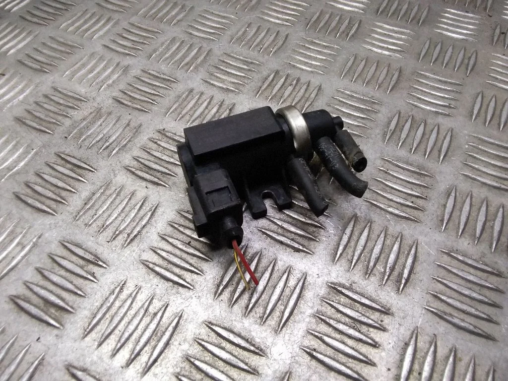 Turbo solenoīda vārsts – Volkswagen Phaeton (2002-2016)