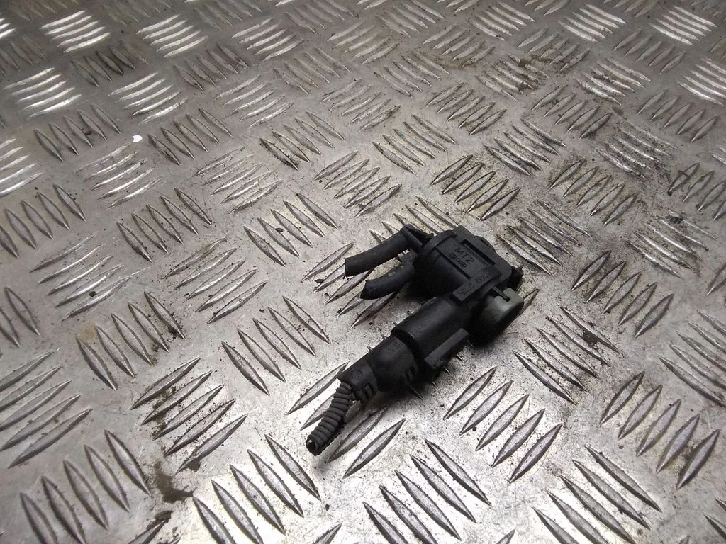 Turbo solenoid valve – Volkswagen Sharan (1996-2000)