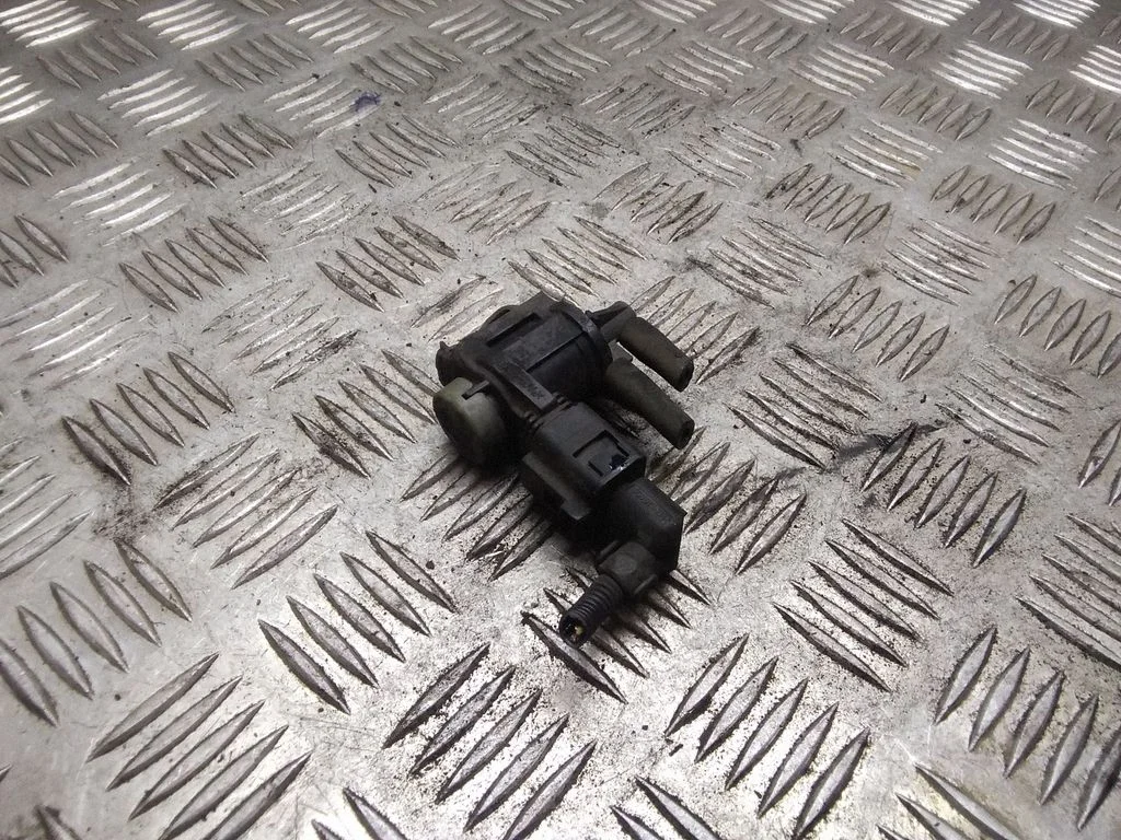 Solenoidklapp 1J0906283C