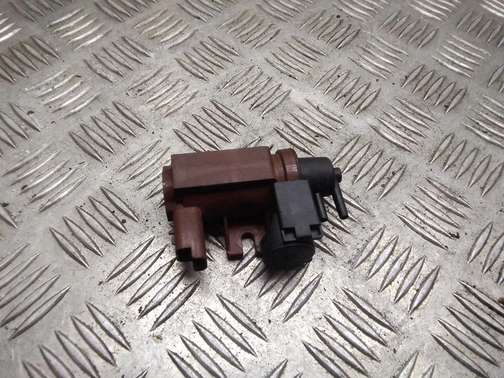 Turbo solenoid valve – Citroen C4 I (2004-2010)