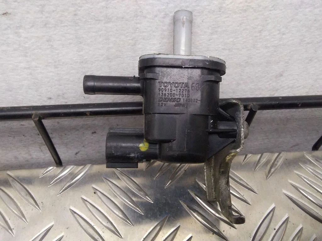 Turbo solenoīda vārsts – Toyota Prius (XW30) (2009-2015)