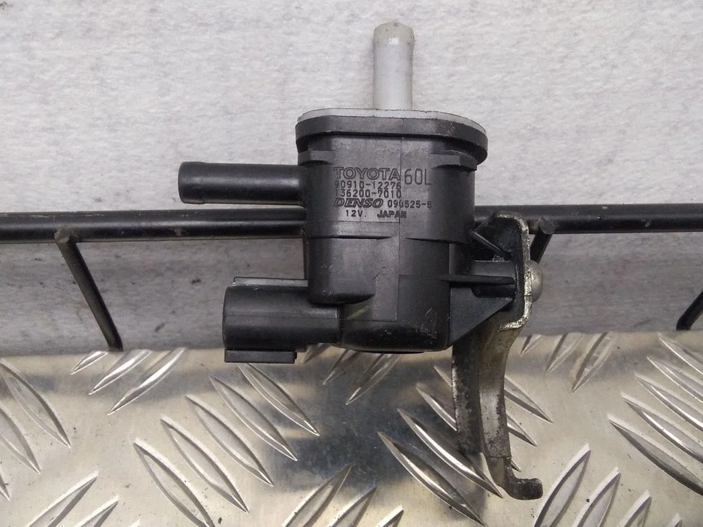 Turbo solenoīda vārsts – Toyota Prius (XW30) (2009-2015)