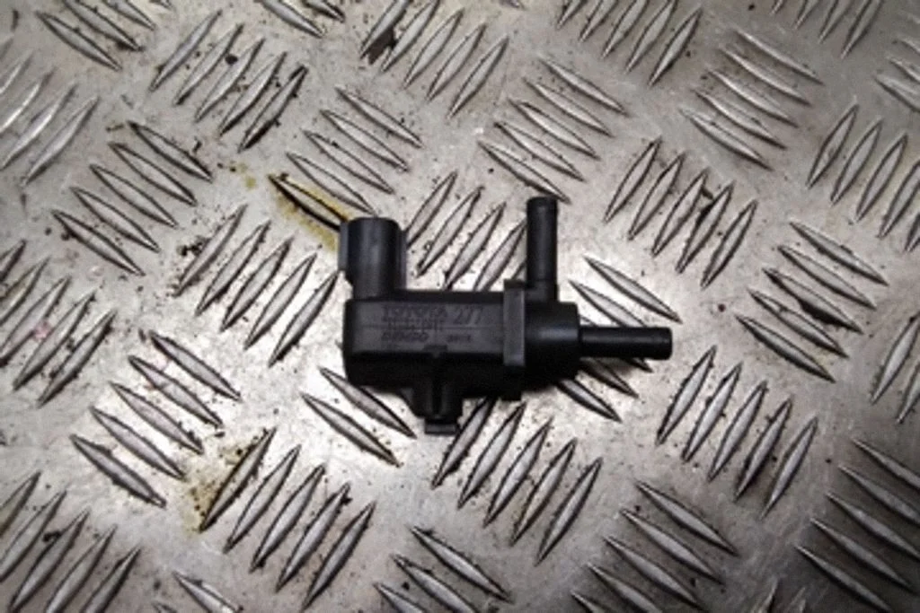 Turbo solenoīda vārsts – Lexus GS 300 350 430 450H (2005-2012)
