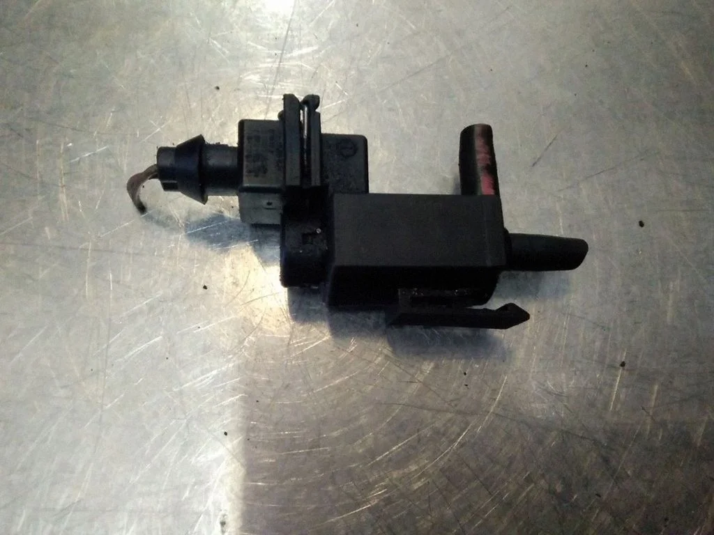Zawór elektromagnetyczny turbo – BMW Seria 5 E60 E61 (2004-2010)