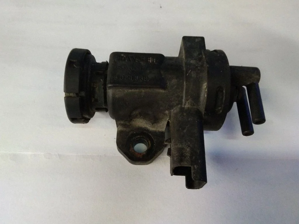 Turbo solenoīda vārsts 3024368