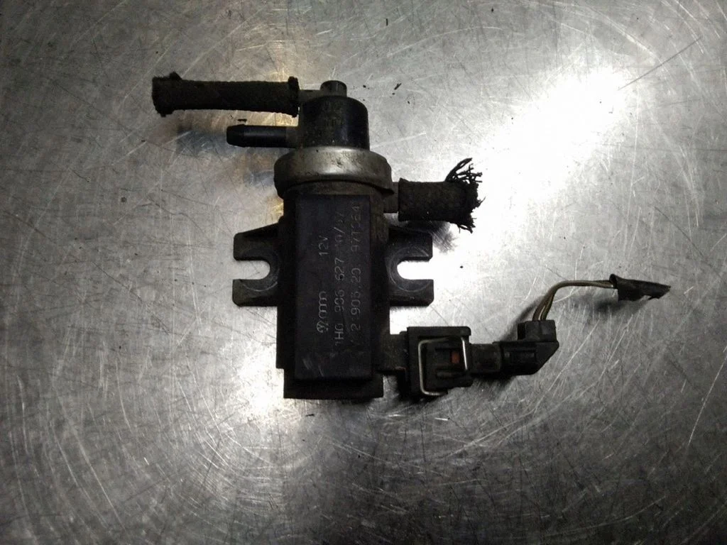 Turbo solenoid valve – Volkswagen Golf III (1992-1997)