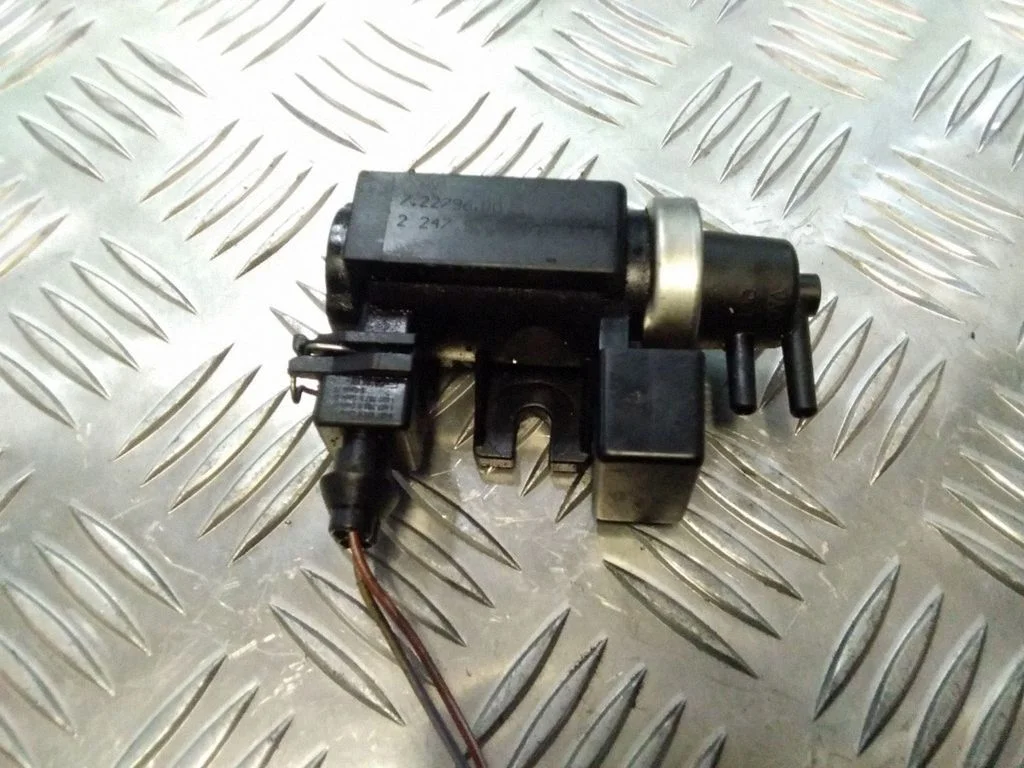 Zawór elektromagnetyczny turbo – BMW Seria 5 E39 (1996-2003)