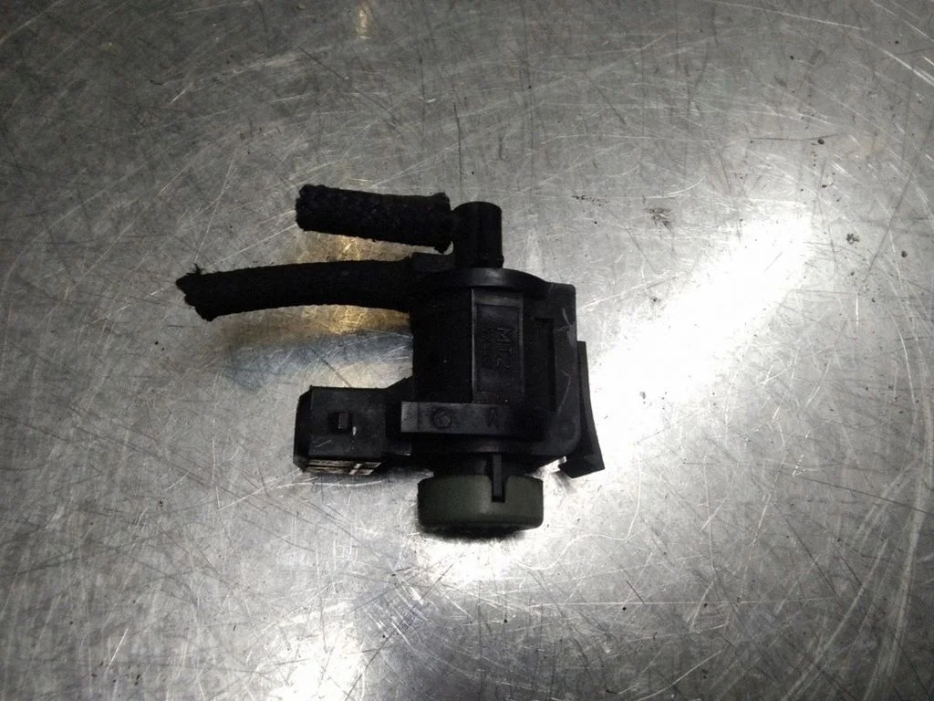 Solenoidklapp – Audi A4 S4 B6 8E 8H (2001-2005)