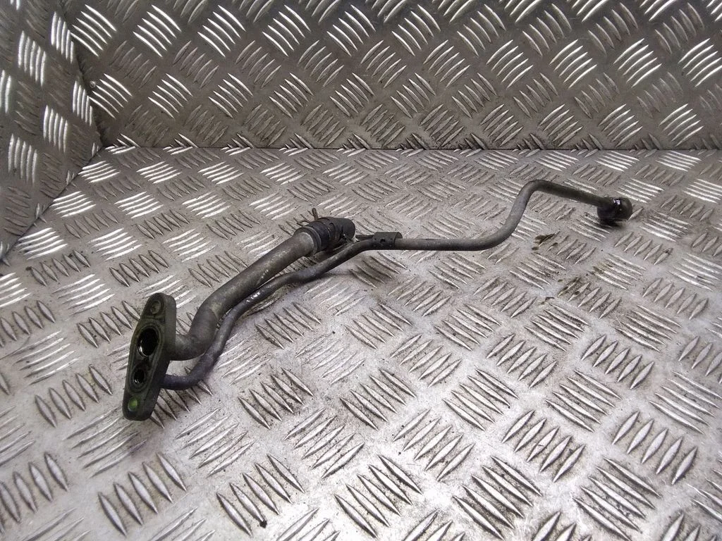 Määrimistoru(d)/-voolik(ud) – Toyota Avensis T250 (2003-2006)