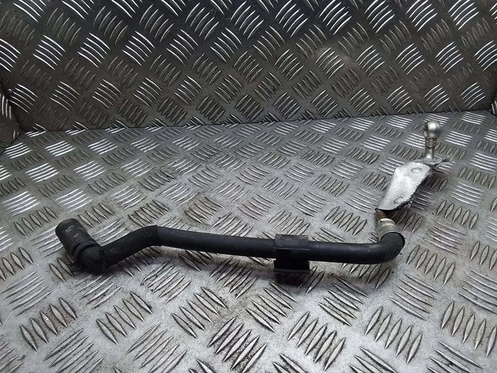 Turbīnas eļļošanas caurulīte(-s)/šļūtene(-s) – Volkswagen Passat CC (2008-2016)