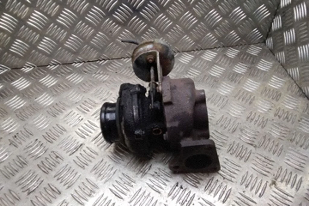 Turbocharger 8981023711