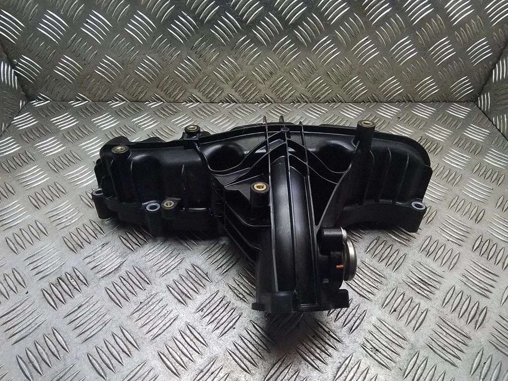 Intake manifold – Volkswagen Tiguan (2007-2016)
