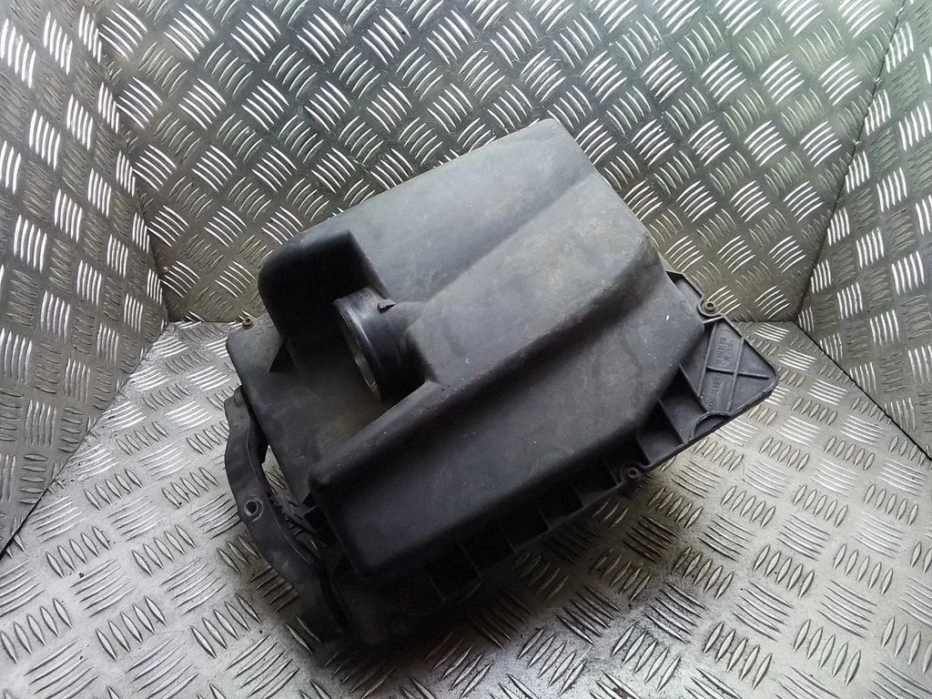 Gaisa filtra korpuss – Opel Zafira B (2005-2014)