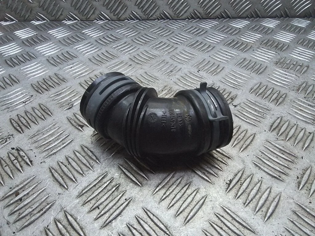 Air intake duct part – Volkswagen Golf Plus (2005-2013)