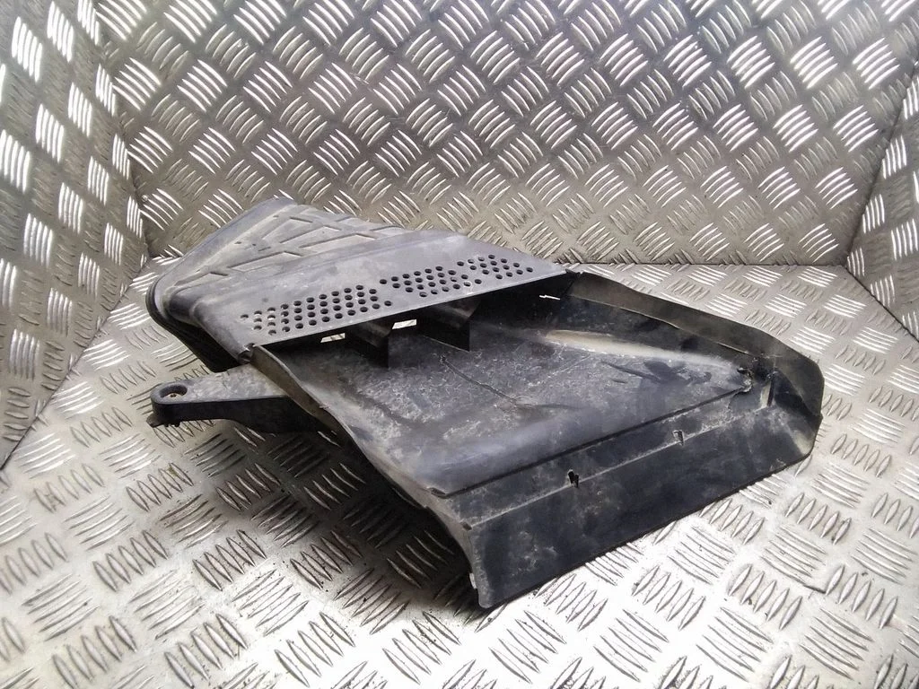 Air intake duct part – Audi A5 8T 8F (2007-2016)