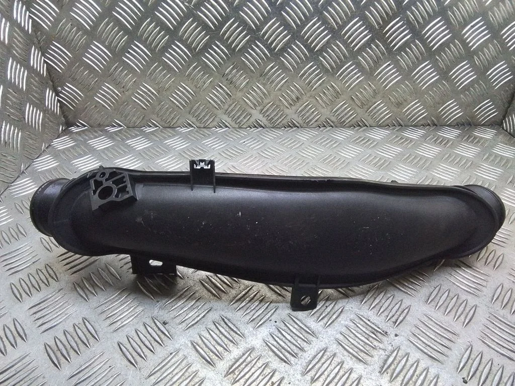 Air intake duct part – Peugeot 308 (2007-2013)