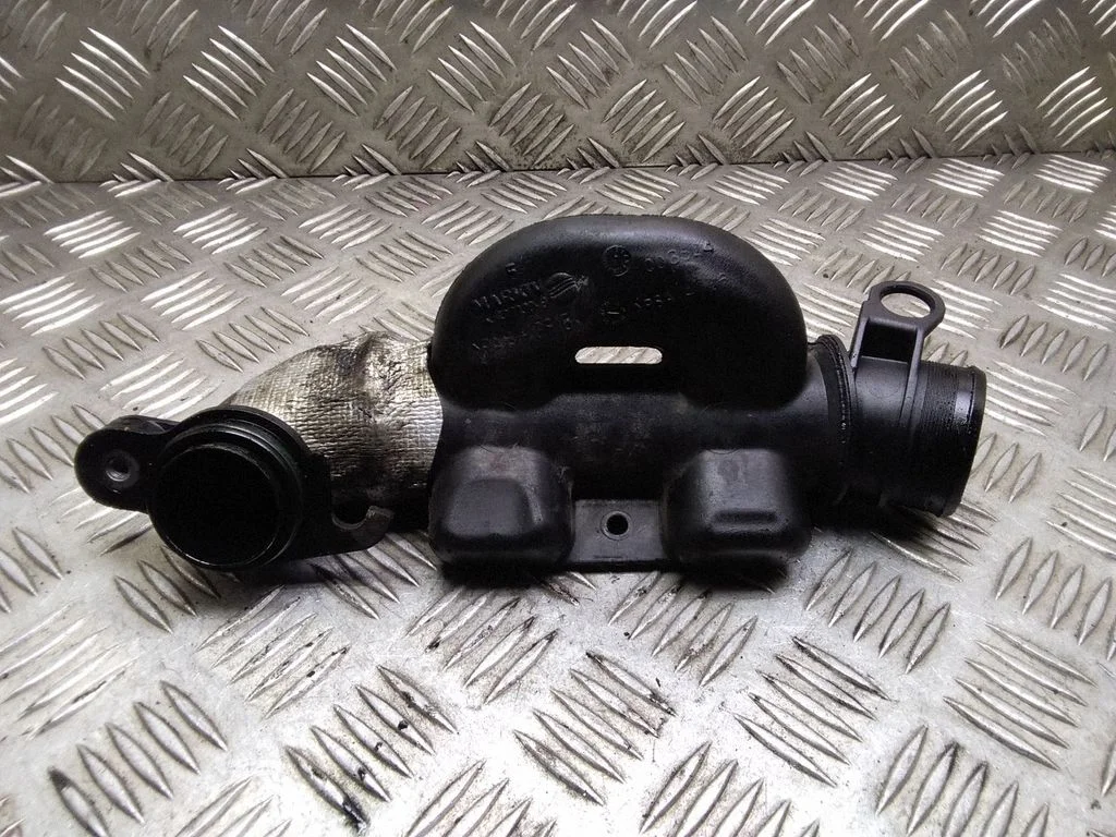 Air intake duct part – Citroen C4 I (2004-2010)