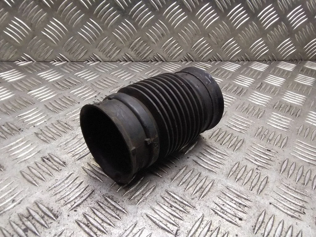 Air intake duct part – Citroen C4 I (2004-2010)