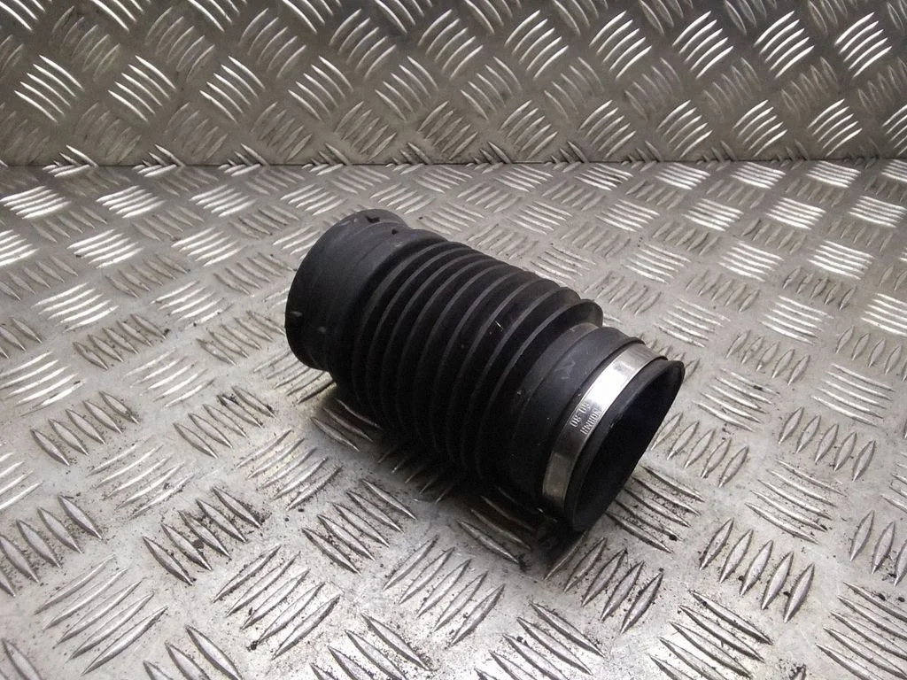 Air intake duct part – Citroen C4 I (2004-2010)